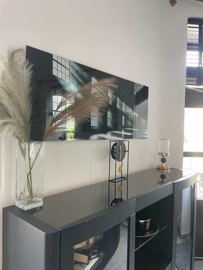 Apartament W Centrum Przy Studni 102M2 Διαμέρισμα Χελμ Εξωτερικό φωτογραφία